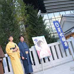 イベントは福徳神社で実施／（左より）松重豊、杏、原恵一監督