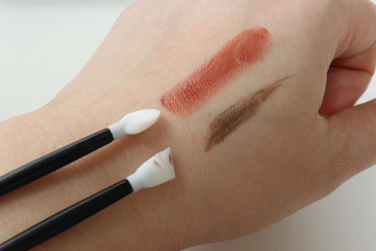 ダイソー　シリコーンメイクブラシセット　使用例