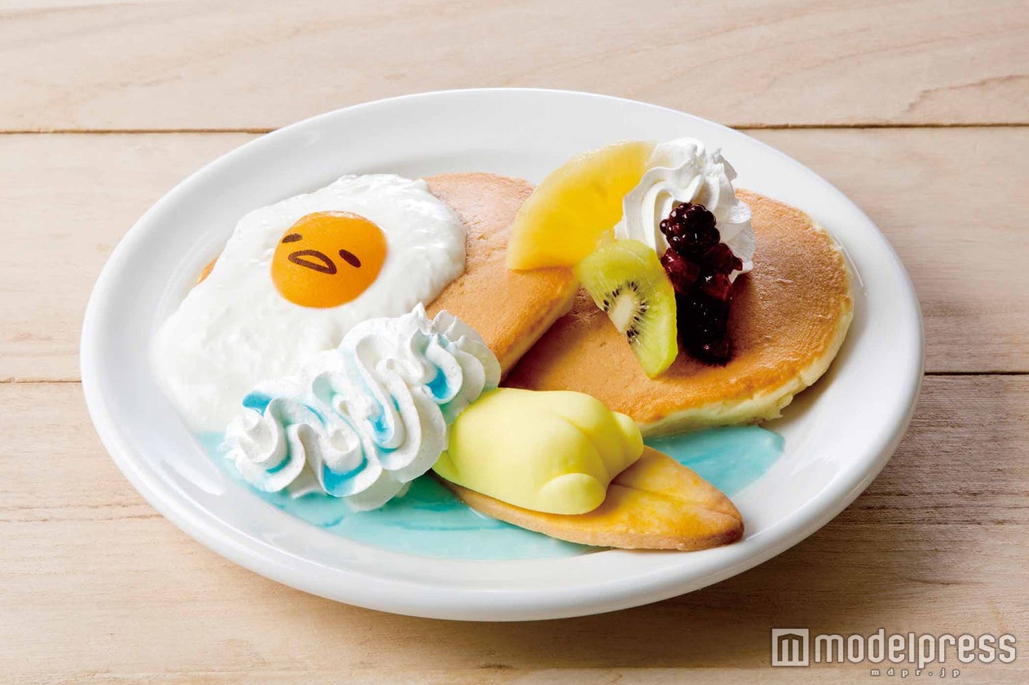 ぐでたまコラボカフェが大阪にオープン パンケーキやロコモコに変身