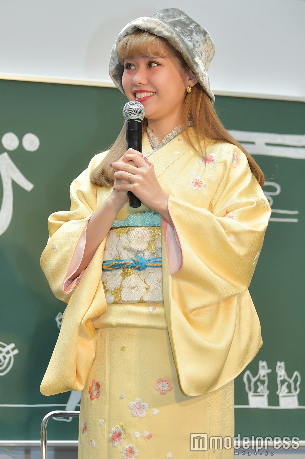 peco（C）モデルプレス