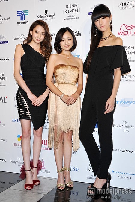 （左から）河北麻友子、安達祐実、シシド・カフカ