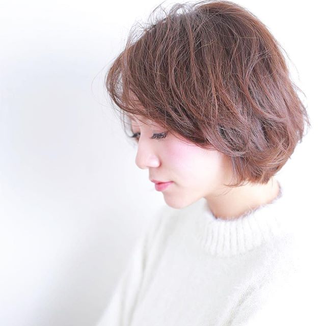 40代女性はグラデーションボブで大人綺麗に 髪質を選ばないおしゃれヘア モデルプレス 40代女性はグラデーションボブで大人綺麗に 髪質を選ばないおしゃれヘア モデルプレス