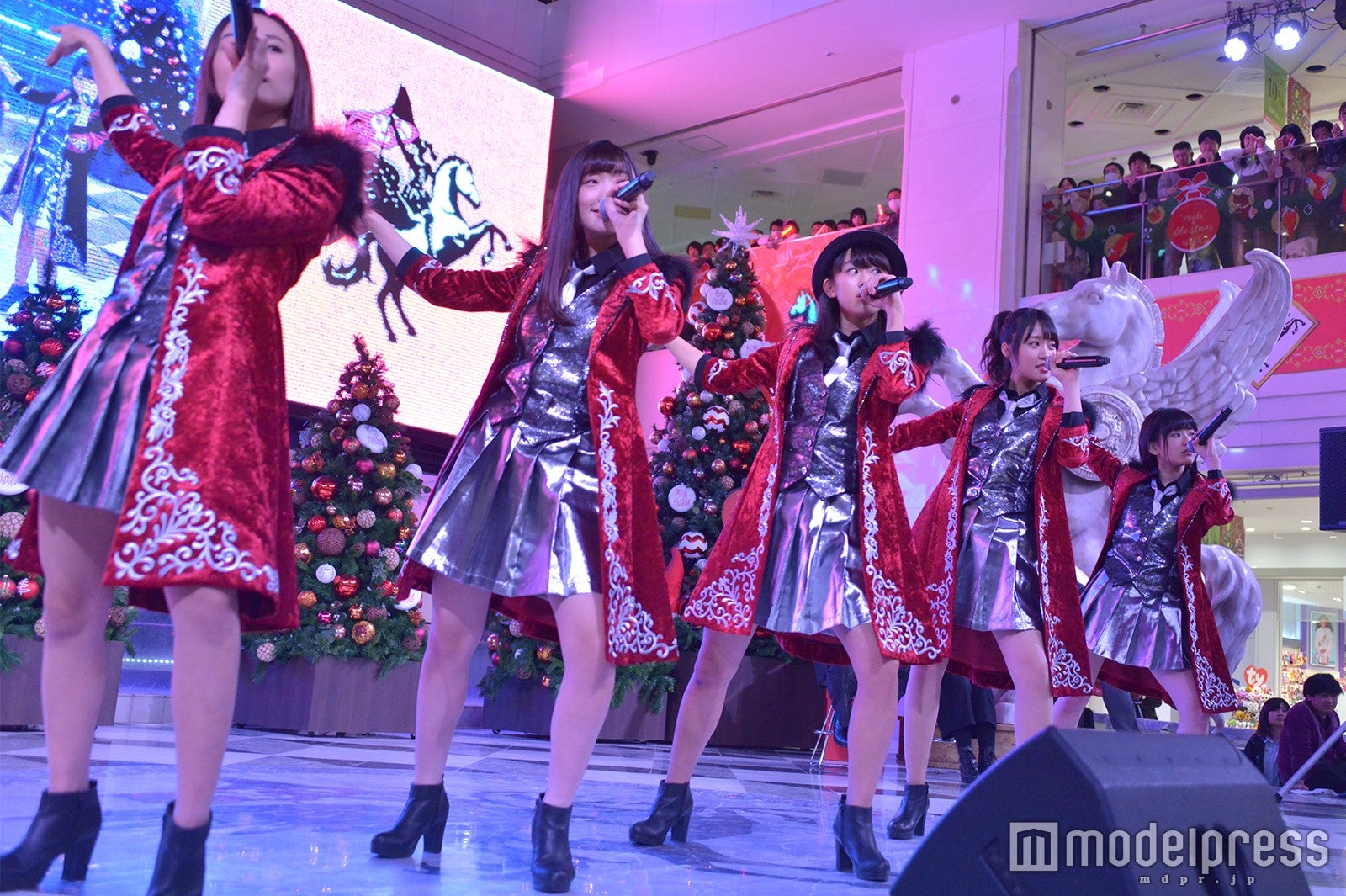 （C）モデルプレス