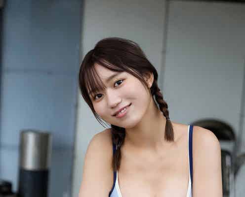 「今日好き」で話題の現役女子高生・くろがねさら、水着姿で美バスト際立つ