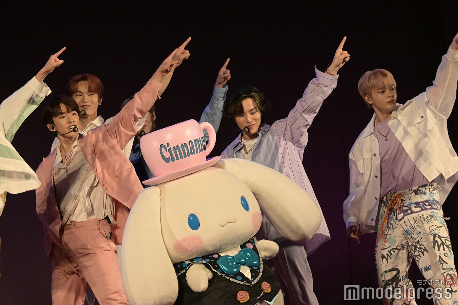 JO1（C）モデルプレス