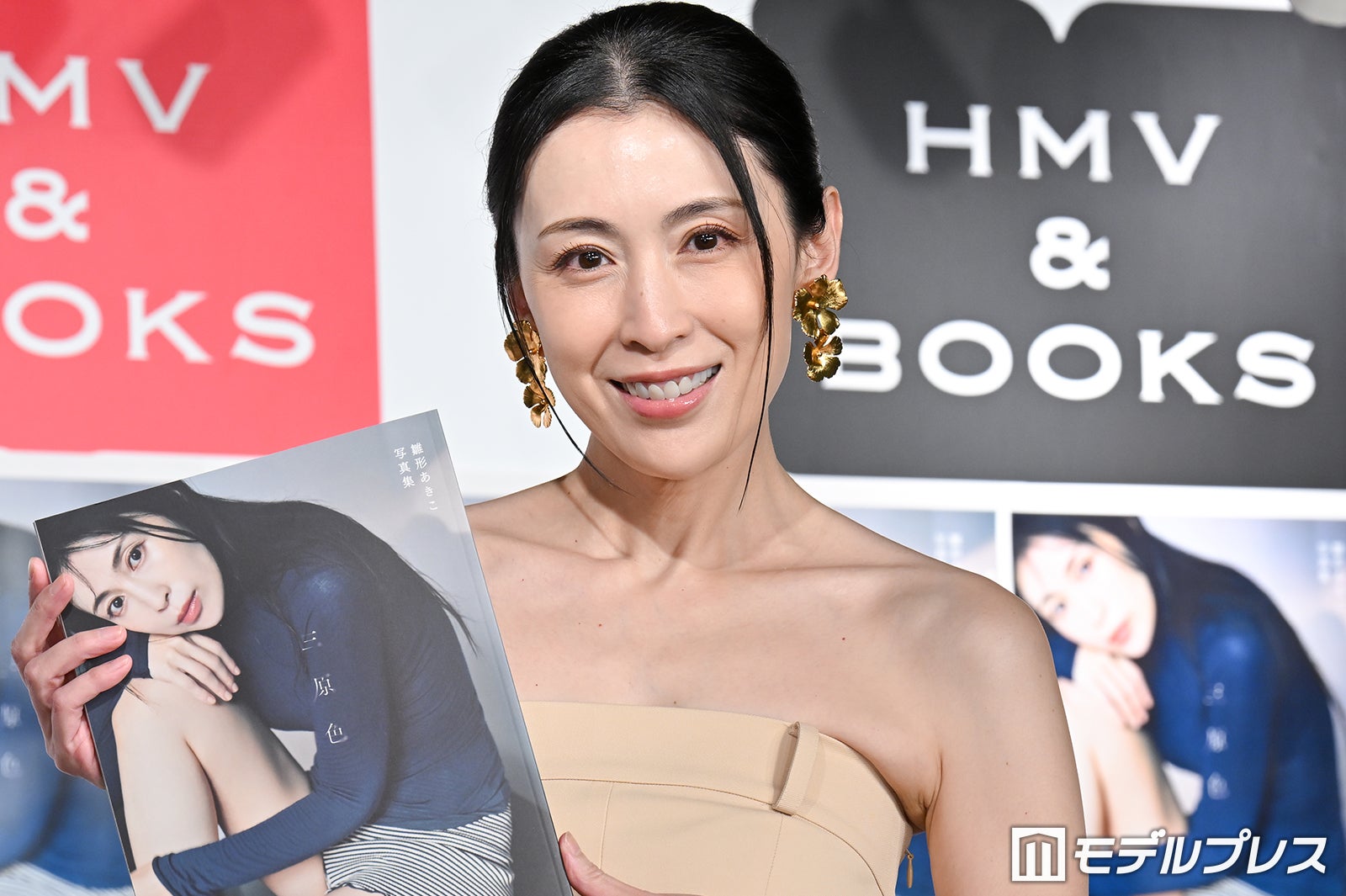 雛形あきこ22年ぶり写真集、水着＆ランジェリー自ら提案した理由 半年間のボディメイク回顧「実は体重は変わっていない」