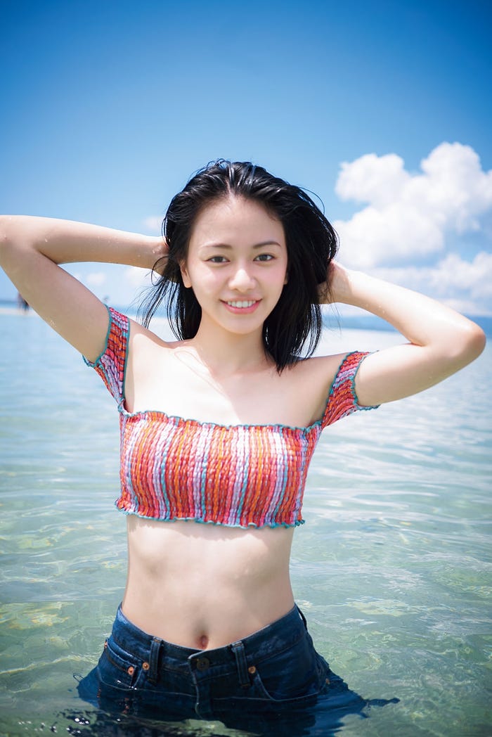山本舞香(写真提供:講談社)