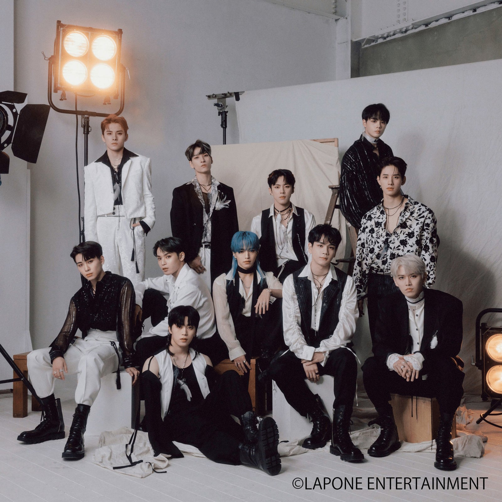 JO1（C）LAPONE Entertainment