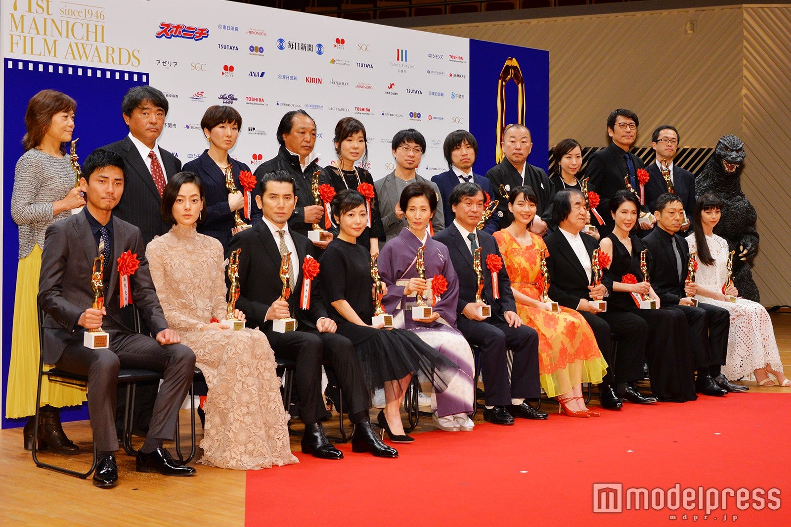表彰式の様子 （C）モデルプレス