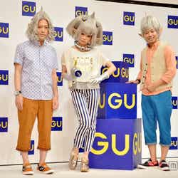 きゃりーぱみゅぱみゅ(中)とピース(右:綾部祐二、左:又吉直樹)