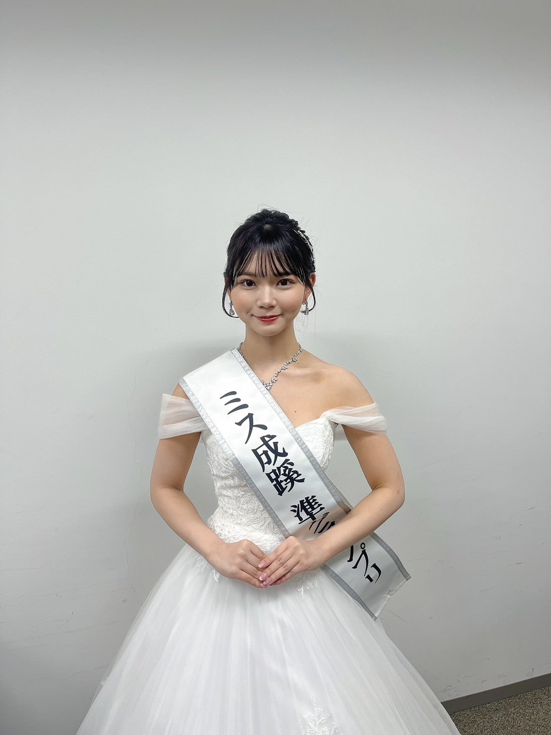 濱崎柚さん「ミス成蹊コンテスト2024」より（提供写真）