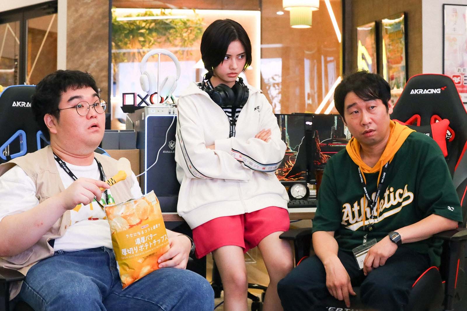 小平大智、安斉星来、前野朋哉「トリリオンゲーム」第5話より（C）TBS／撮影：高橋裕子