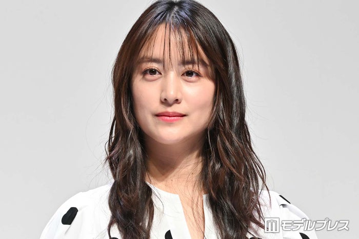 ばっさりカットの山本美月、インスタでも近影公開「すっぴん？」「美しすぎる」と反響