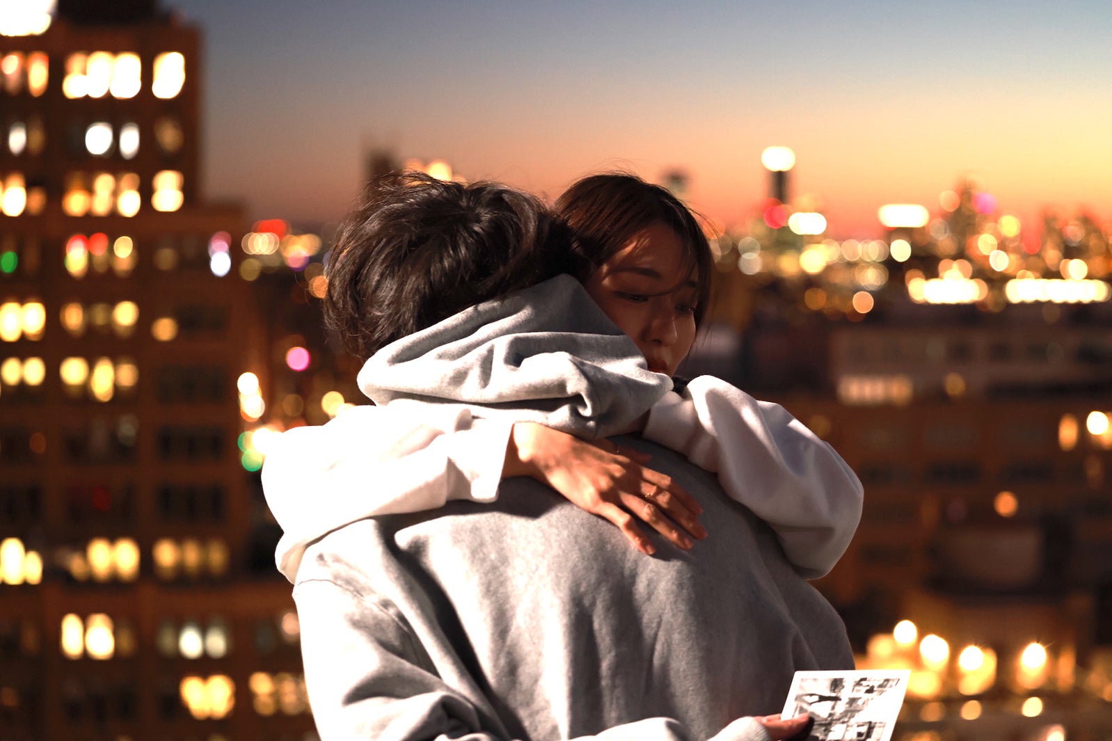 柾木玲弥、小島梨里杏「恋愛ドラマな恋がしたい in NEW YORK」最終話（C）AbemaTV, Inc.