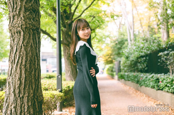 夏坂結名さん(C)モデルプレス