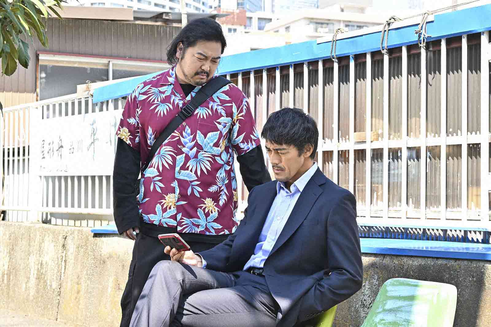 加治将樹、阿部寛「キャスター」第6話（C）TBS