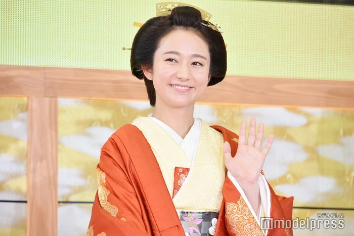 木村文乃 金額を聞いてビックリして 豪華 億超え 衣装に驚き モデルプレス 木村文乃 金額を聞いてビックリして 豪華 億超え 衣装に驚き モデルプレス