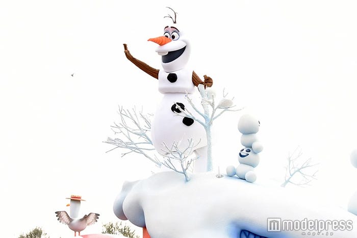 オラフ/「フローズンファンタジーパレード」(C)モデルプレス