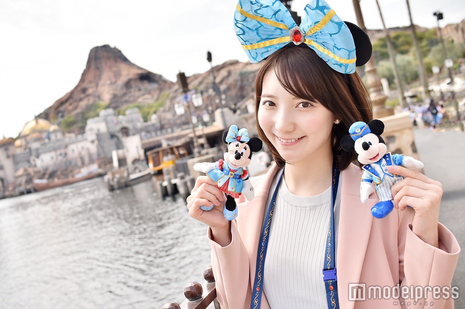 「東京ディズニーシー15周年“ザ・イヤー・オブ・ウィッシュ”」（モデル：堀瑞希）／（C）モデルプレス