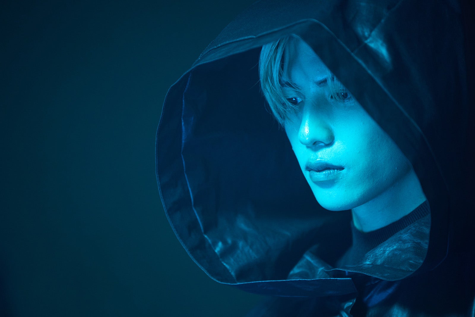 志尊淳「恋は闇」第1話（C）日本テレビ