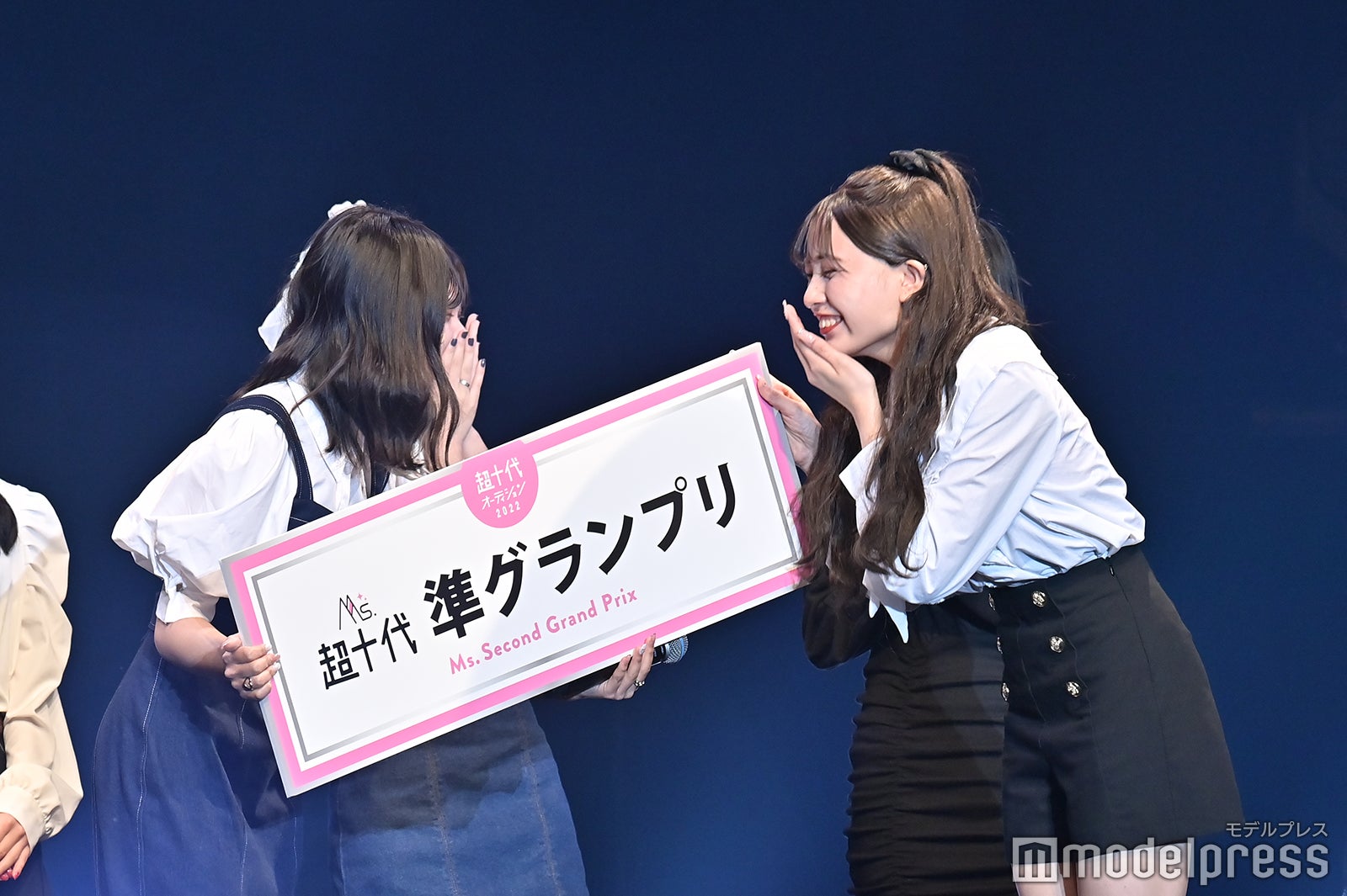 （C）モデルプレス