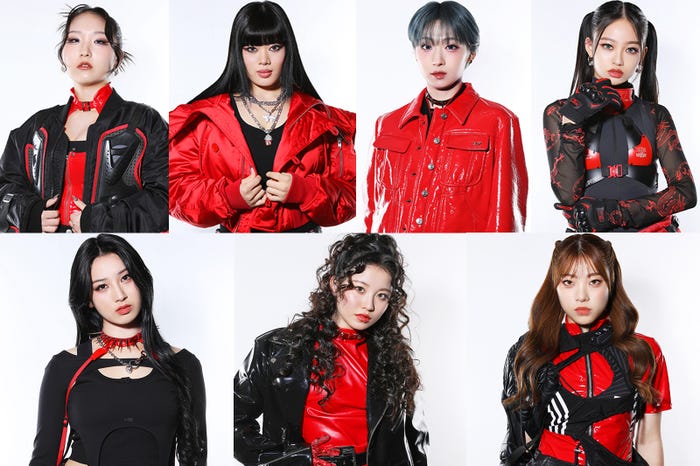 HANA/(上段左から)CHIKA、NAOKO、JISOO、YURI(下段左から)MOMOKA、KOHARU、MAHINA(提供写真)