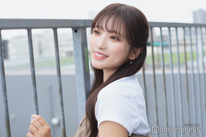 矢吹奈子(C)モデルプレス