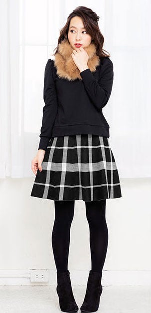 圧縮ニット風チェック柄ジャガードフレアミニスカート「神戸レタス」1990円（税込）／画像提供：神戸レタス