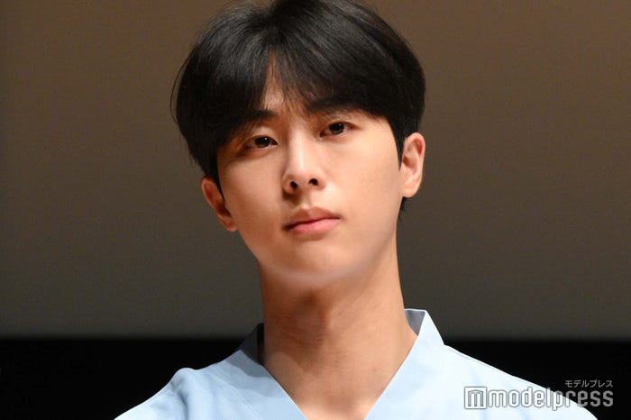 キム・ムジュン(C)モデルプレス