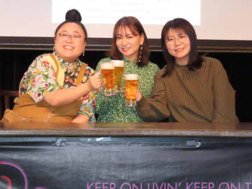 保田圭 ニッチェ江上 相席スタート・山﨑ケイで自主興行トークライブ「角打ち けい」開催しぶっちゃけ飲みトーク