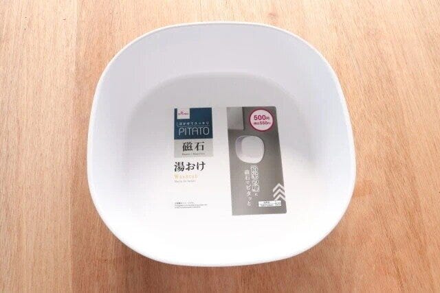 ダイソー 湯おけ(バス用、マグネット) ダイソーの湯おけ(バス用、マグネット)のパッケージ