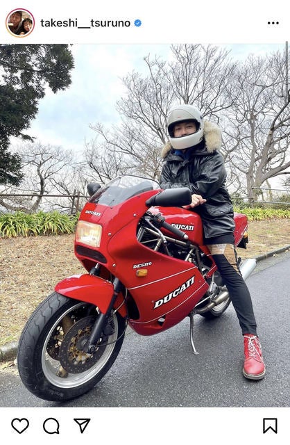 つるの剛士 22年乗っている高級バイクにまたがる姿がかっこよすぎると話題 モデルプレス つるの剛士 22年乗っている高級バイクにまたがる姿がかっこよすぎると話題 モデルプレス