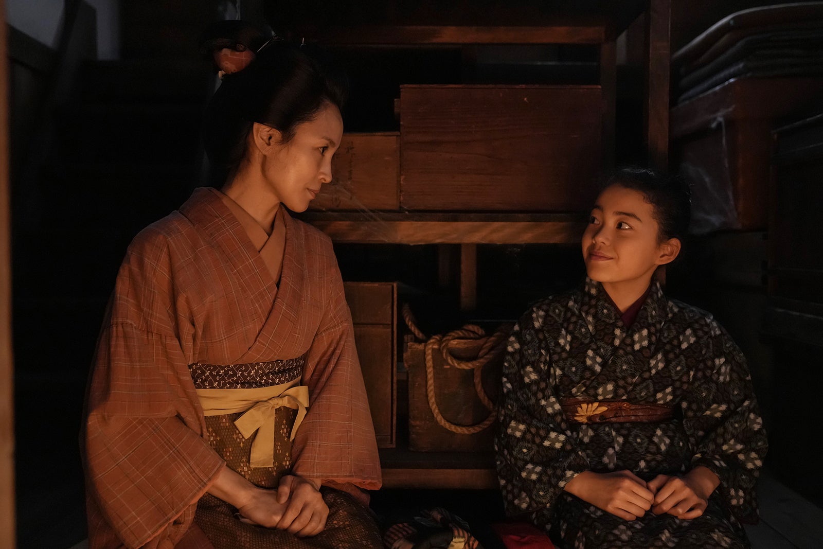 国仲涼子、村上蘭「ブラッサム」第2話（C）NHK