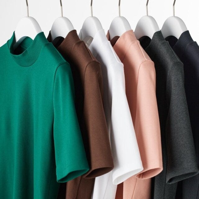 ユニクロ　キレイ色トップス　イロチ買い　ハイネックT　全色