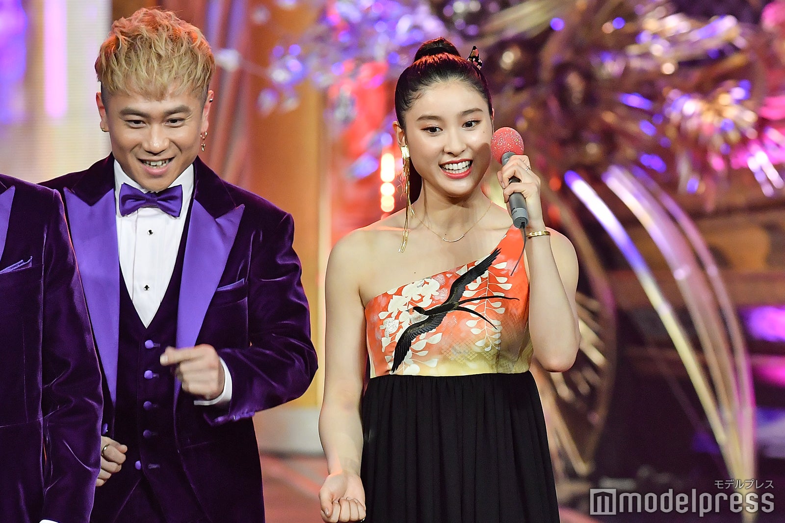 DA PUMP＆土屋太鳳（C）モデルプレス