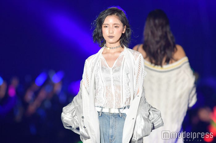 藤井萩花 (C)モデルプレス