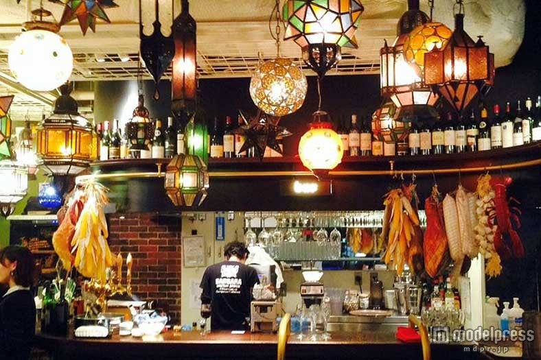 「BARBARA market place325 霞が関店」店内