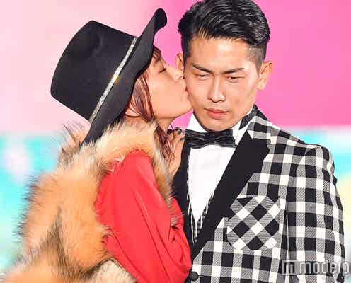 近藤千尋&ジャンポケ太田夫妻、ステージで堂々キス「愛してる」 ラブラブぶりに歓声<関コレ2017A/W>