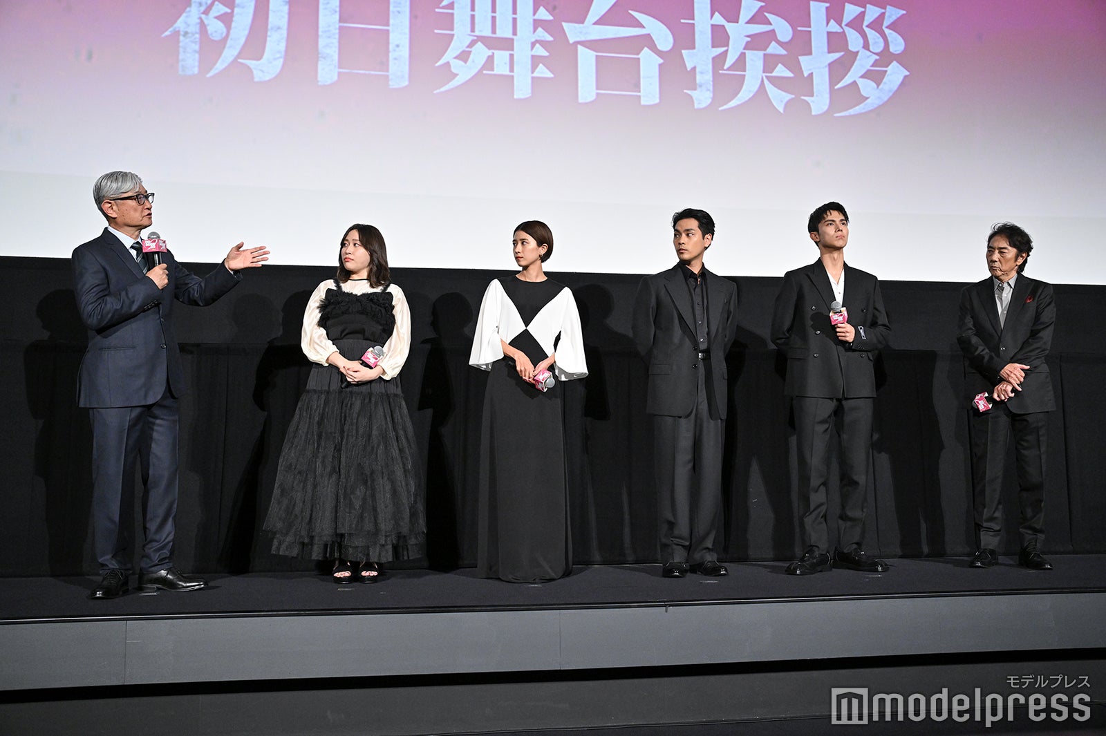 堤幸彦監督、丸山礼、黒島結菜、柳楽優弥、中川大志、市村正親（C）モデルプレス