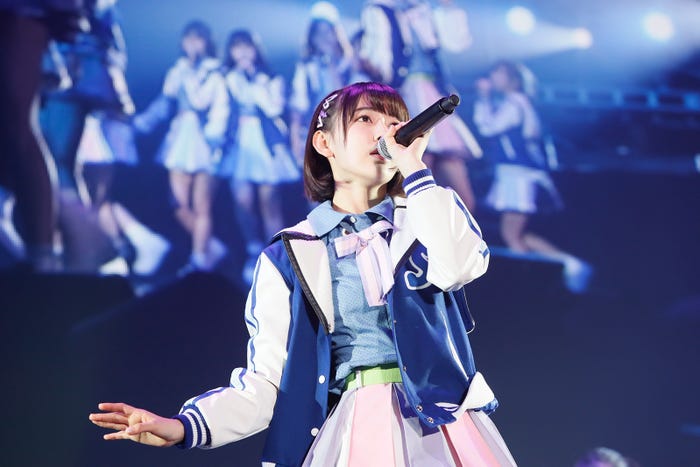 平手友梨奈になりきった“さち”こと宮脇咲良 「つぶやきFES 博欅場所 ~GUM ROCK FES 2~」(提供写真)