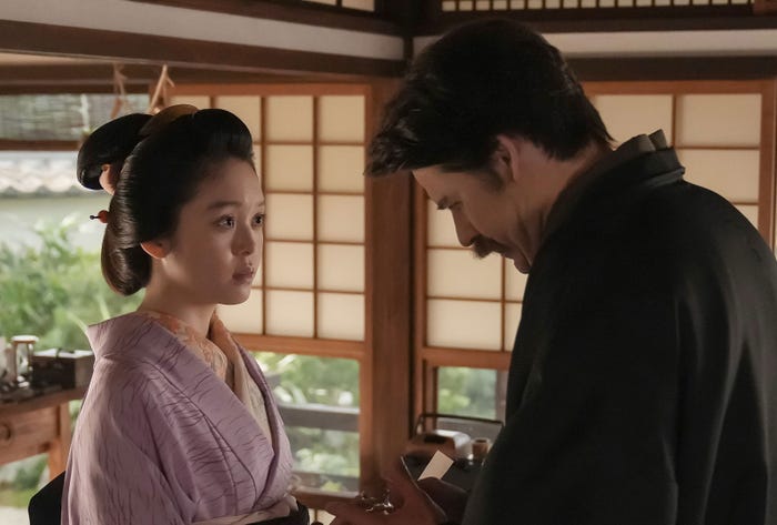 高石あかり、トミー・バストウ「ばけばけ」第121話(C)NHK