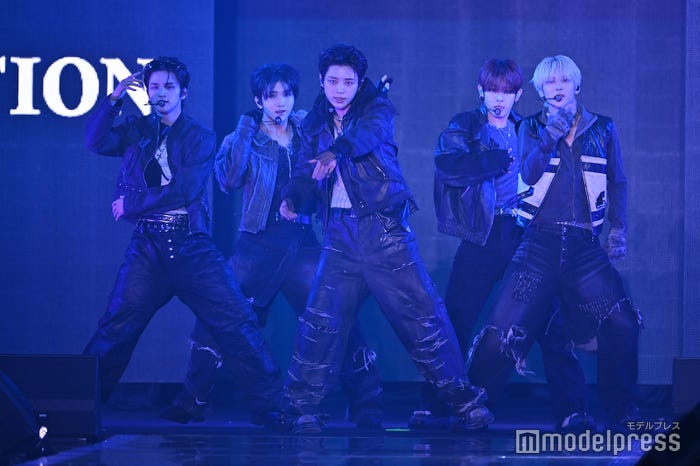 NOWZ(C)モデルプレス