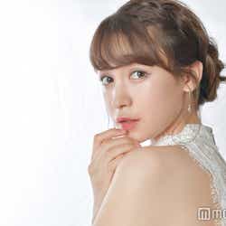 異次元セレブ 藤井サチと 貧乏モデル 佐藤エリを徹底比較 暮らしぶりが対照的すぎた モデルプレス