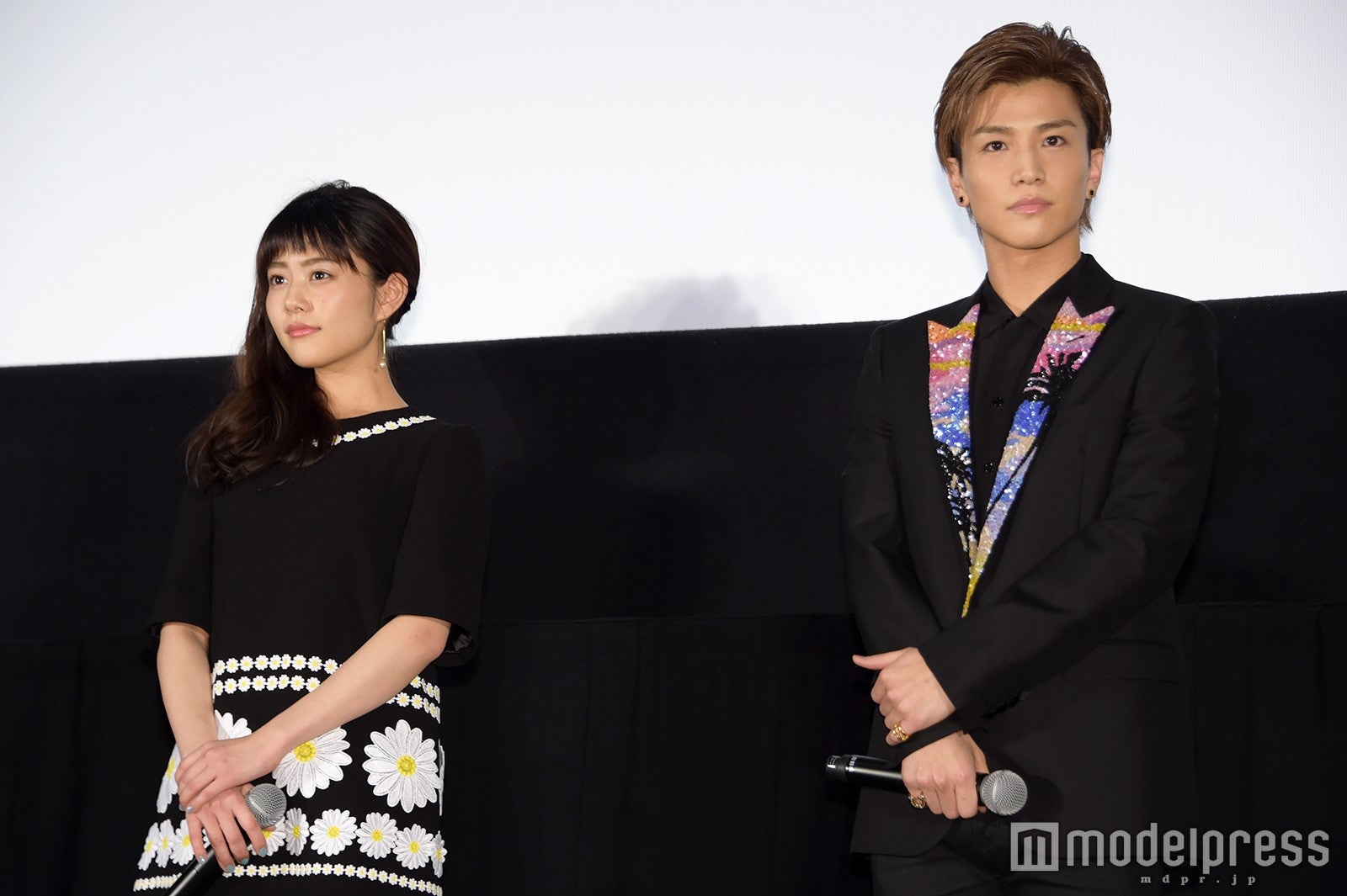 （左から）高畑充希、岩田剛典（C）モデルプレス