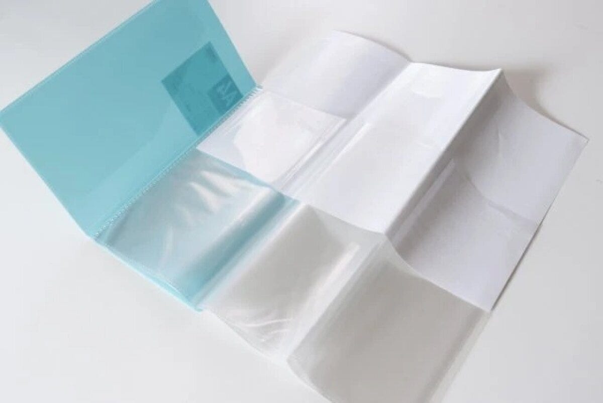 ダイソー コンパクト収納クリアブック(A4、7ポケット) 使用例 ダイソー コンパクト収納クリアブック(A4、7ポケット) 使用例