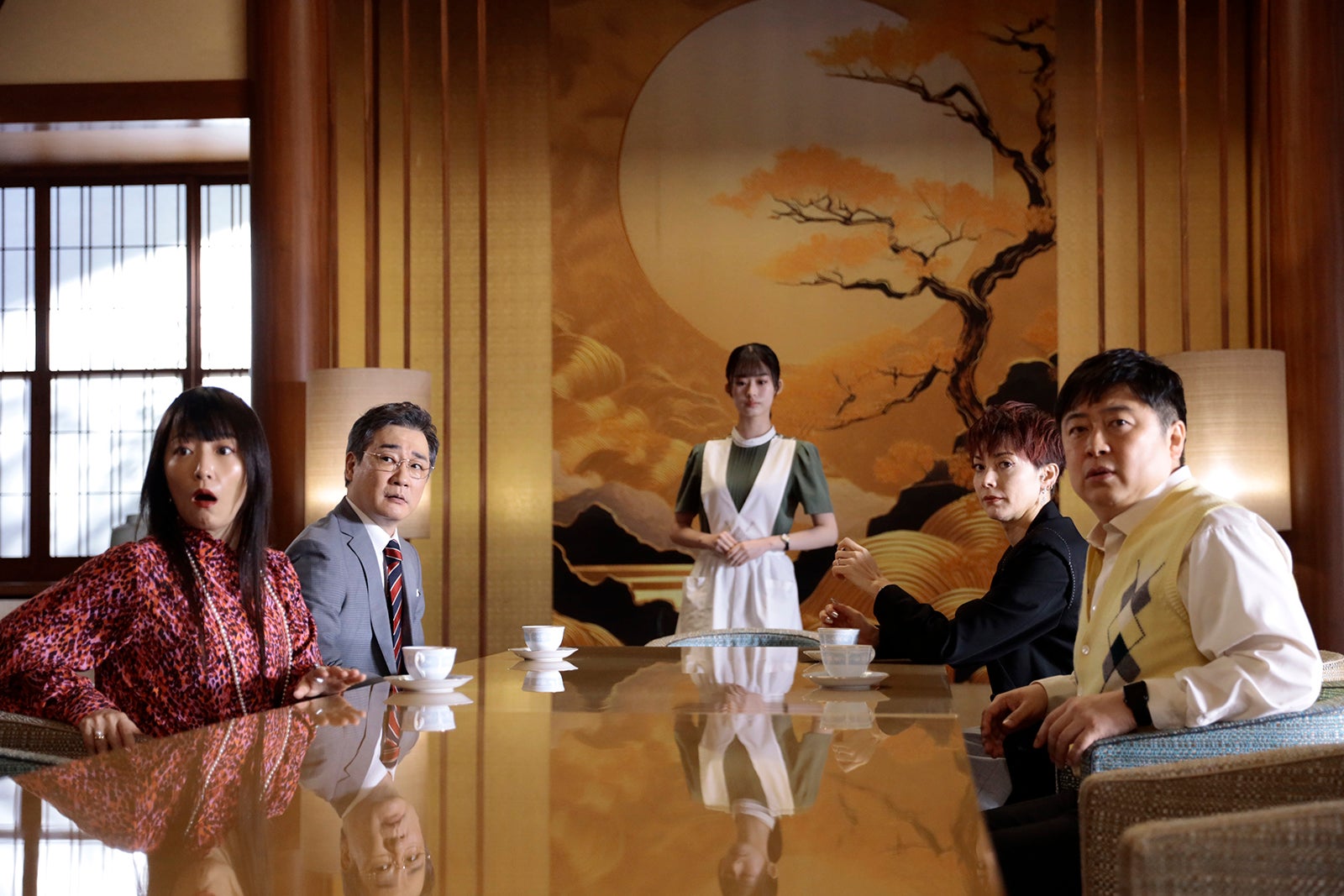 MEGUMI、安井順平、土屋アンナ、吉田ウーロン太「プライベートバンカー」第6話（C）テレビ朝日