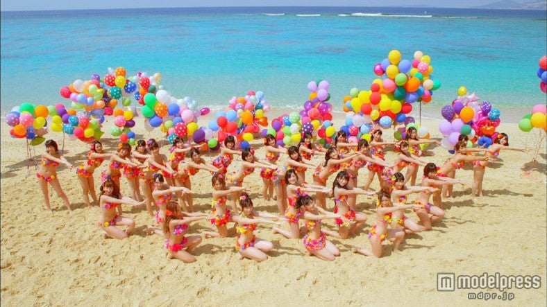 31stシングル「さよならクロール」のMVより