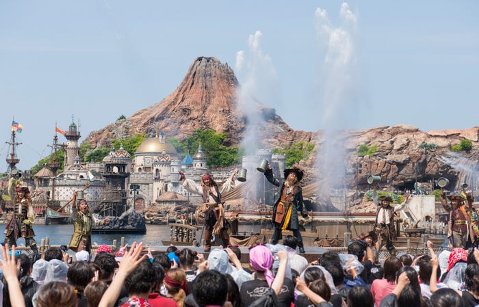パイレーツ・サマーバトル“ゲット・ウェット!” (C)Disney