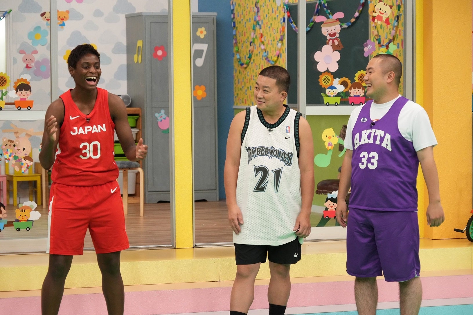 「サカガミくんとオオタくん」左から）馬瓜エブリン、松尾駿、岡部大 （C）フジテレビ