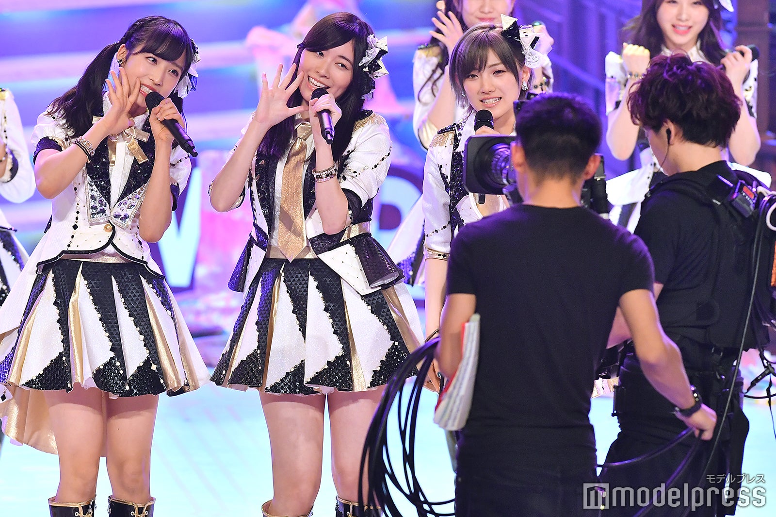 小栗有以、松井珠理奈、岡田奈々 （C）モデルプレス